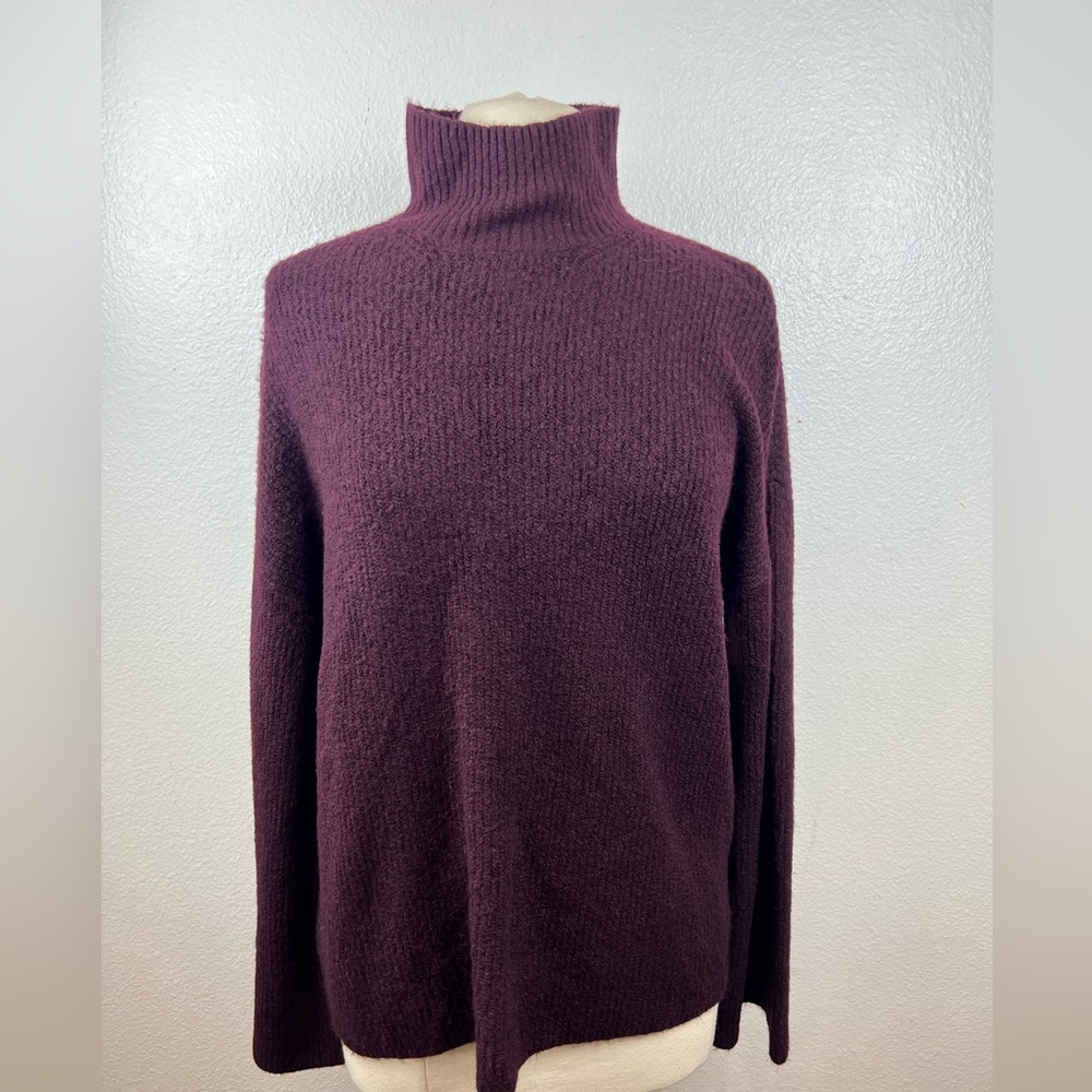 NWT French Connection Burgundy Mock Neck Bell Sleeve Ribbed Sweater Size M - Picture 1 of 9